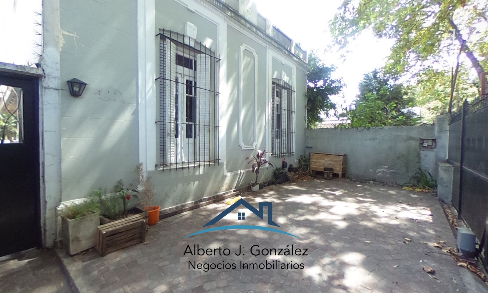 Casa en San Andres 3 ambientes con parque